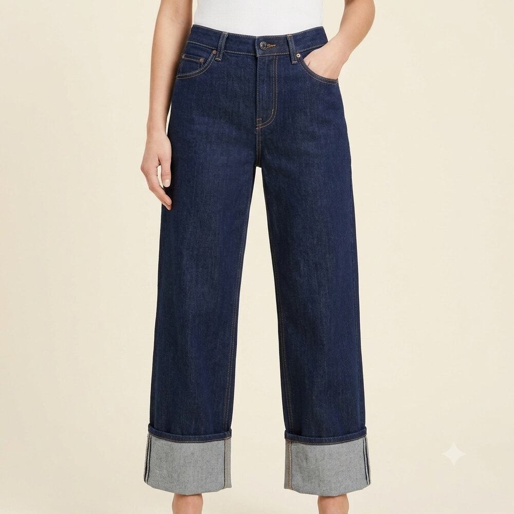 279-Kate Spade for Target Cropped Jean size 2 / Waist 14”